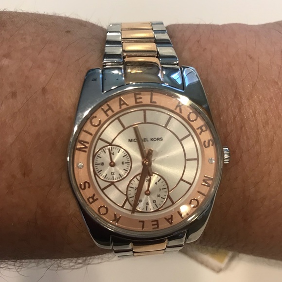 Michael Kors Watch - Picture 4 of 7